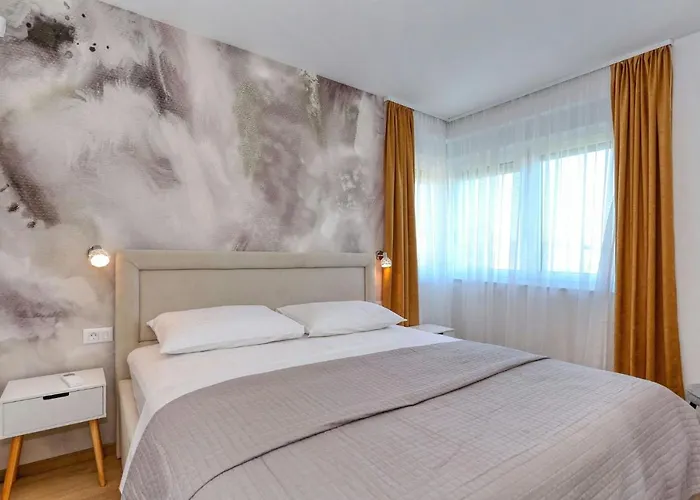 Capan Zadarvillas