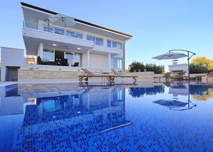 Capan Zadarvillas Sveti Filip i Jakov